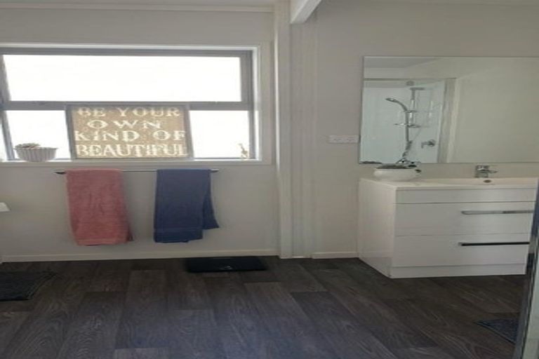 Photo of property in 84a Queens Road, Glen Avon, New Plymouth, 4312