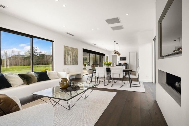 Photo of property in 90 Grace Hill Drive, Dairy Flat, Albany, 0792