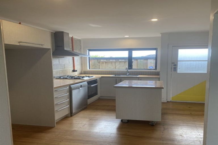 Photo of property in 59f1- Lane Street, Wallaceville, Upper Hutt, 5018