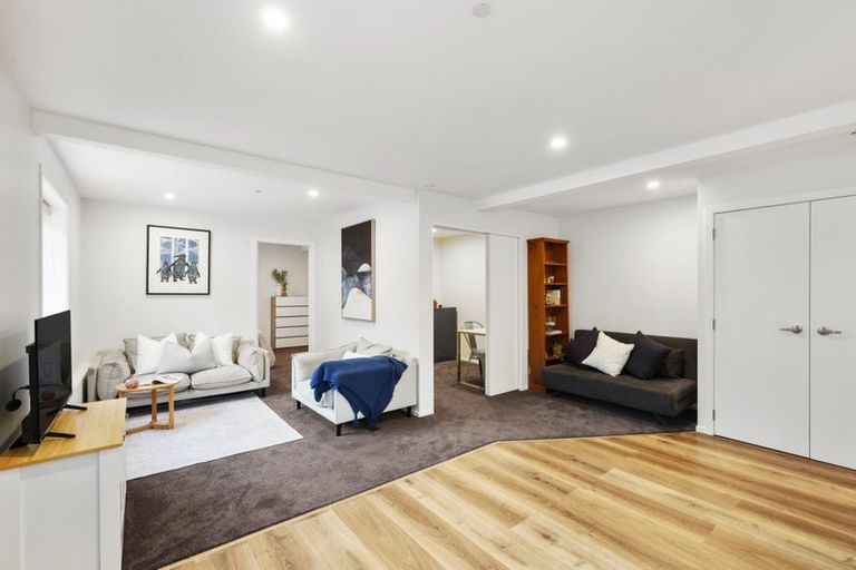 Photo of property in 1 Dover Street, Island Bay, Wellington, 6023