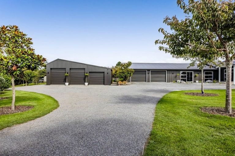 Photo of property in 423 Cardiff Road, Pembroke, Stratford, 4391