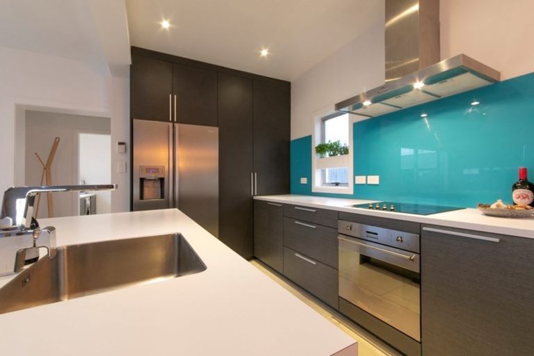 Photo of property in 87 Nikau Street, New Lynn, Auckland, 0600