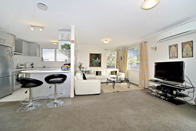 Photo of property in 153 Gills Road, Half Moon Bay, Auckland, 2014