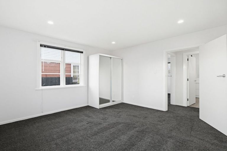 Photo of property in 16 Boyne Avenue, Northcote, Christchurch, 8052