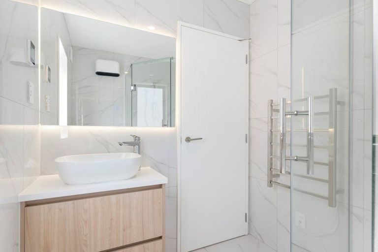 Photo of property in 33b Galsworthy Place, Bucklands Beach, Auckland, 2014