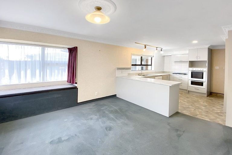 Photo of property in 156 Heretaunga Street, Palmerston North, 4414