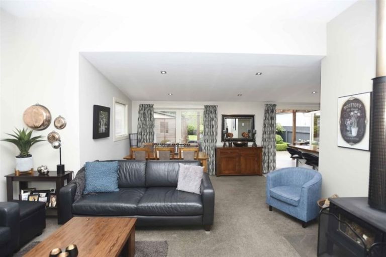 Photo of property in 25 Sydney Street, Windsor, Invercargill, 9810