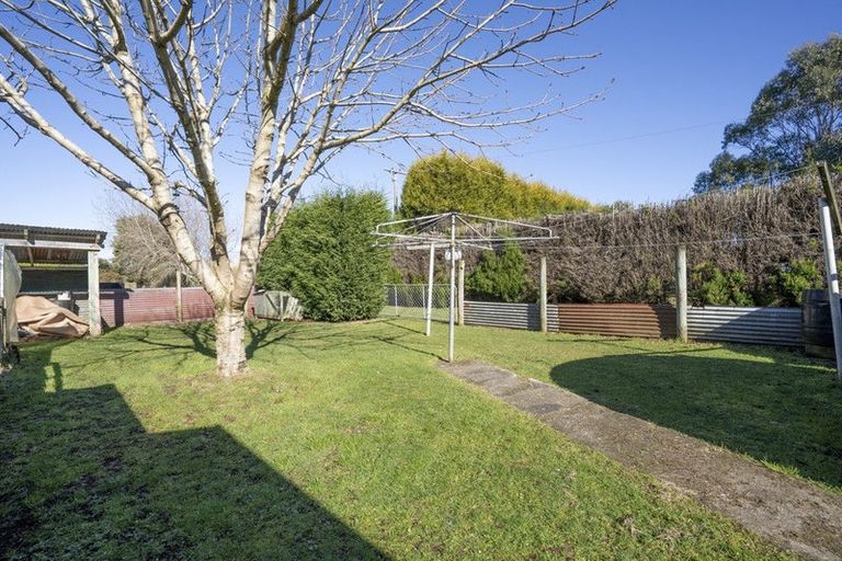 Photo of property in 7 Watt Road, Otatara, Invercargill, 9879