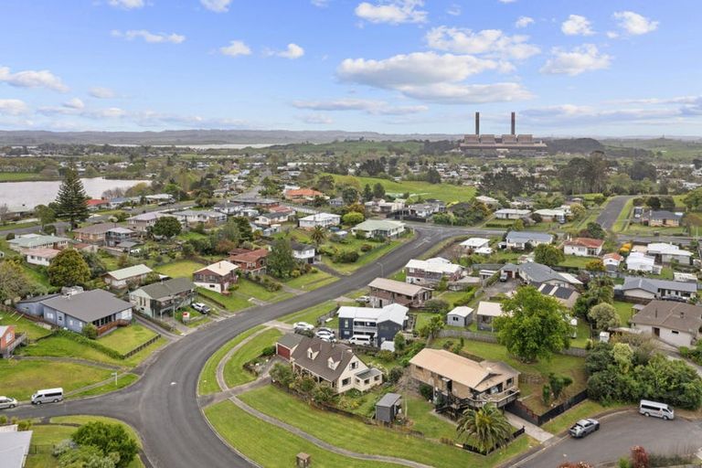 Photo of property in 1 Matai Place, Huntly, 3700