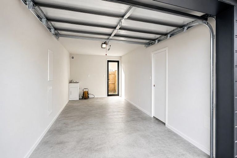 Photo of property in 81b Hautana Street, Woburn, Lower Hutt, 5010