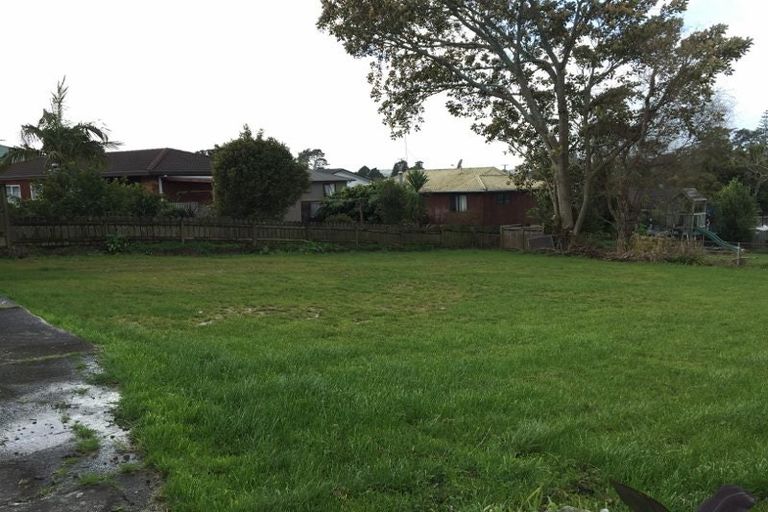 Photo of property in 12 Cutler Street, New Lynn, Auckland, 0600