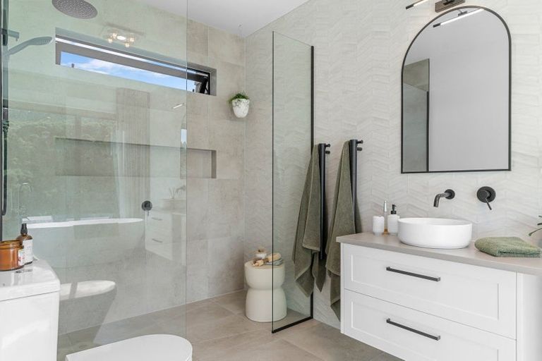 Photo of property in 84 Robert Hastie Drive, Mangawhai, 0573