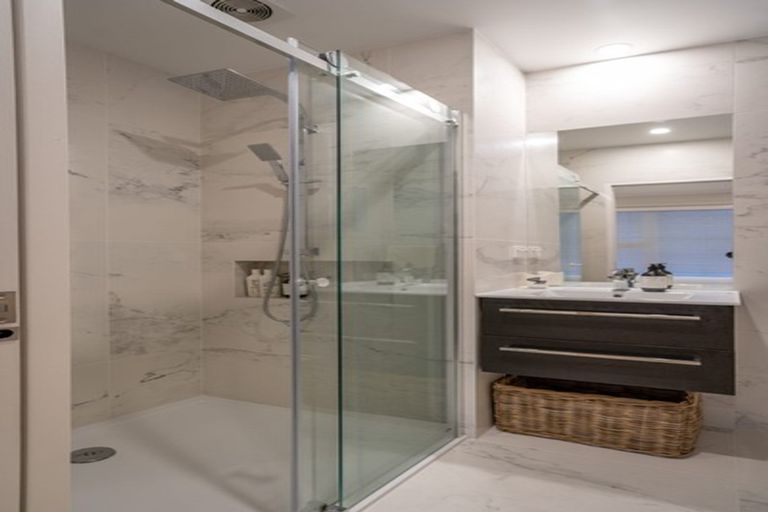 Photo of property in 46 Kilmore Street, Christchurch Central, Christchurch, 8013