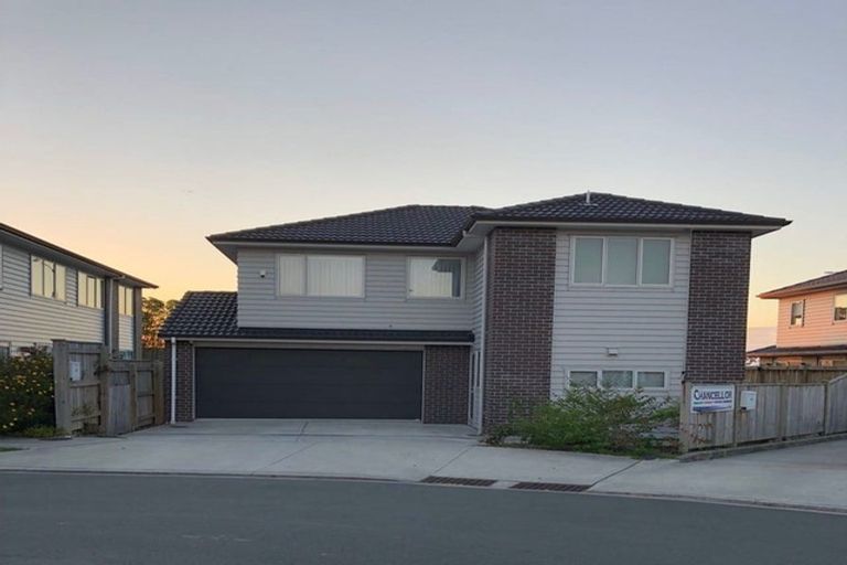 Photo of property in 24 Pikao Place, East Tamaki, Auckland, 2016