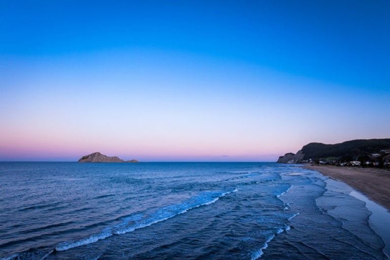 Photo of property in 10 Moori Road, Waimarama, 4294