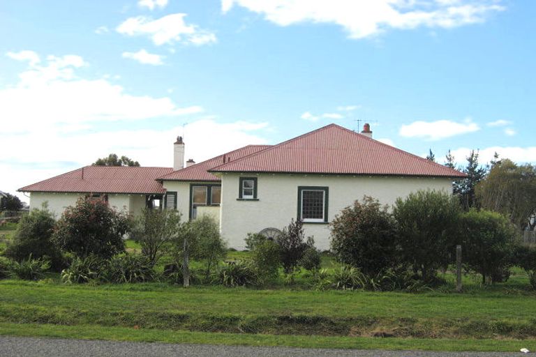 Photo of property in 13 Meta Street, Takapau, 4203
