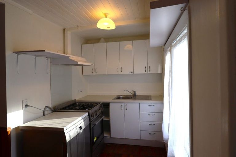 Photo of property in 1/28 Ribble Street, Island Bay, Wellington, 6023