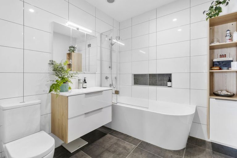 Photo of property in 30 Anne Street, Wadestown, Wellington, 6012