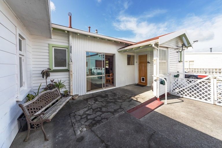 Photo of property in 16 Fitzroy Street, Feilding, 4702