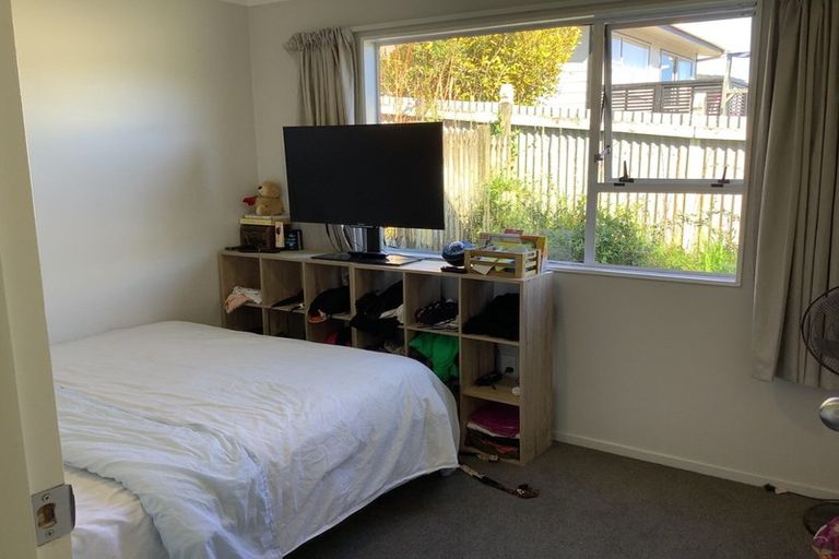 Photo of property in 16 Manurewa Grove, Wainuiomata, Lower Hutt, 5014