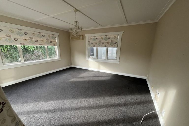Photo of property in 8b Ngaio Street, Strandon, New Plymouth, 4312