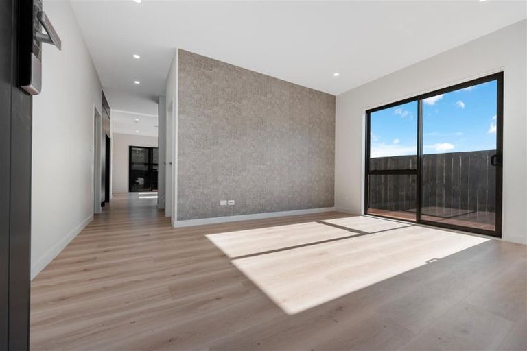 Photo of property in 61 Ta Moko Drive, Gulf Harbour, Whangaparaoa, 0930