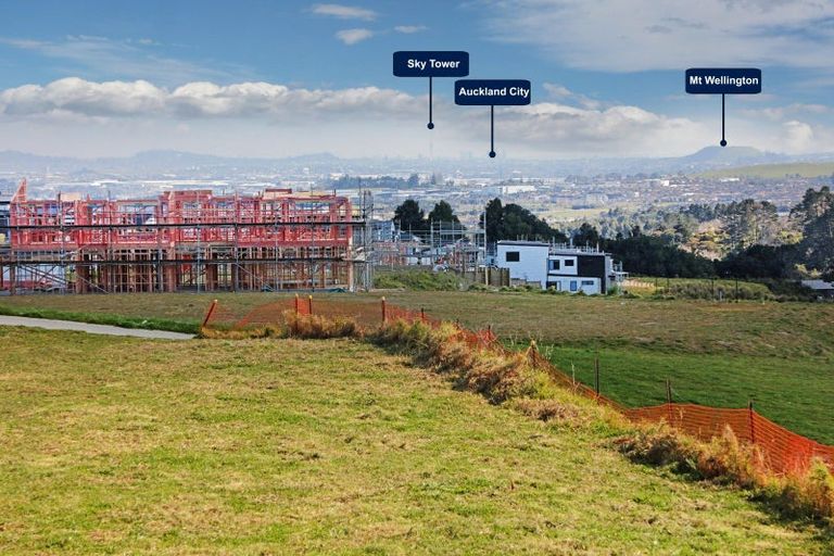 Photo of property in 9 Grand Ridge Avenue, Flat Bush, Auckland, 2019