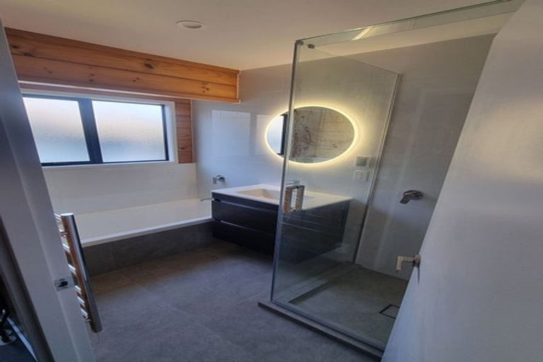 Photo of property in 28 Harley Road, Hauraki, Auckland, 0622