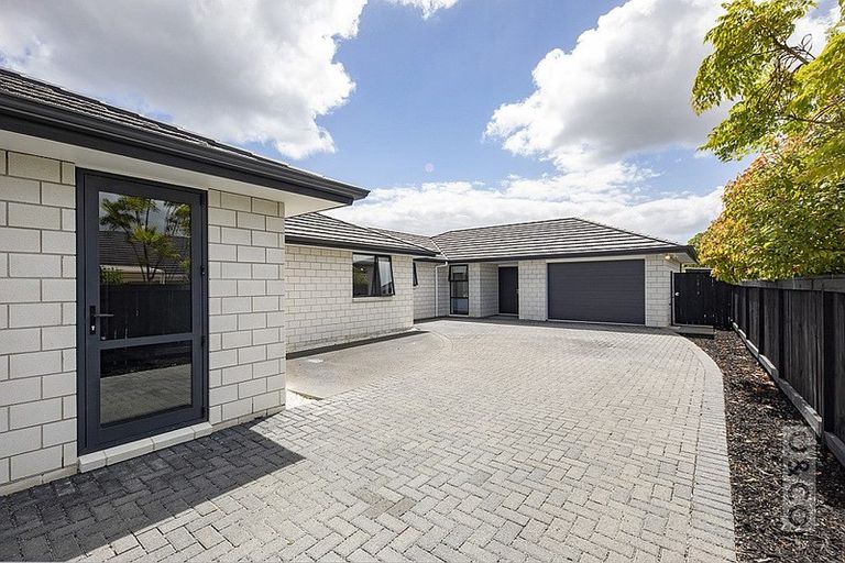 Photo of property in 14 Kelly Road, Riverhead, 0820