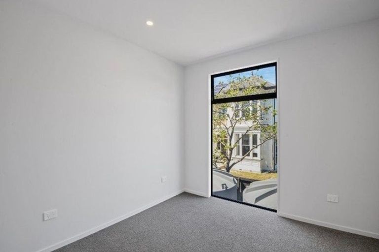 Photo of property in 7/10 New Brighton Road, Shirley, Christchurch, 8061