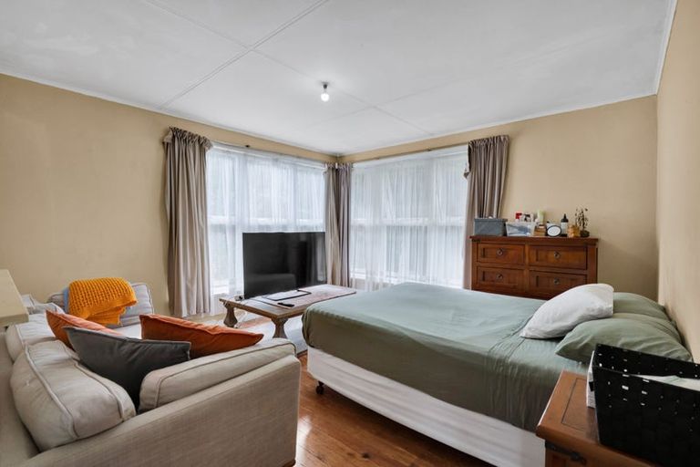 Photo of property in 13 Wiremu Place, Blagdon, New Plymouth, 4310