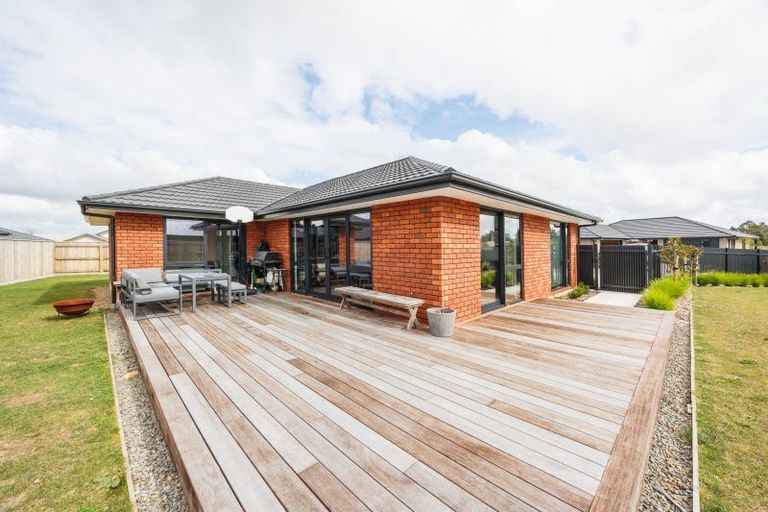 Photo of property in 16b Turoa Street, Maewa, Feilding, 4702
