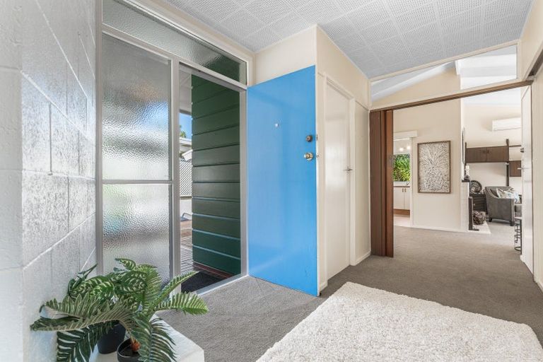 Photo of property in 20 Birkley Road, Bayswater, Auckland, 0622