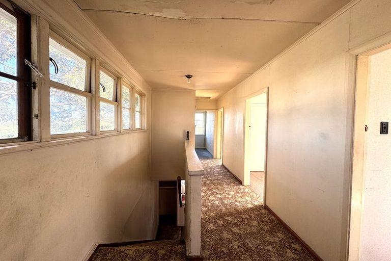 Photo of property in 1 Market Street, Kaitangata, 9210