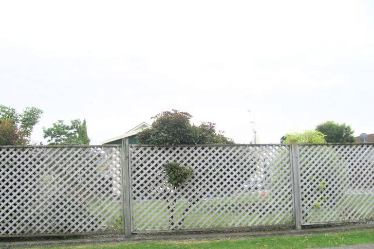 Photo of property in 9 Chester Street, Taradale, Napier, 4112