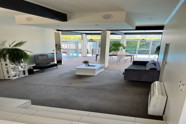 Photo of property in 5 Whareora Terrace, Cashmere, Christchurch, 8022