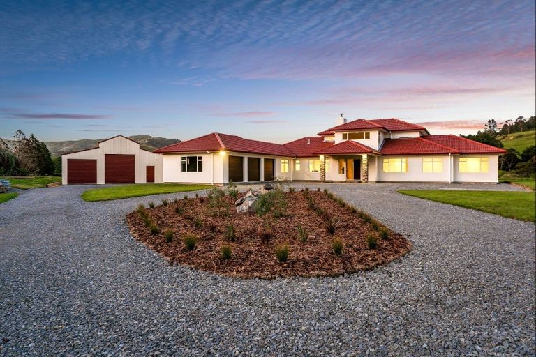 Photo of property in 1293 Whangaripo Valley Road, Whangaripo, Wellsford, 0972