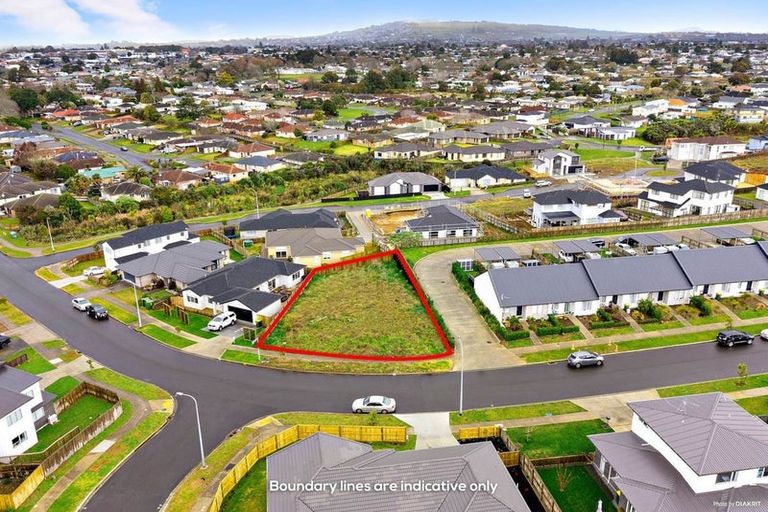Photo of property in 35 Prado Drive, Pukekohe, 2120
