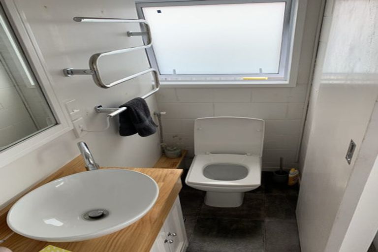 Photo of property in 4/87 Ocean View Road, Hillcrest, Auckland, 0627