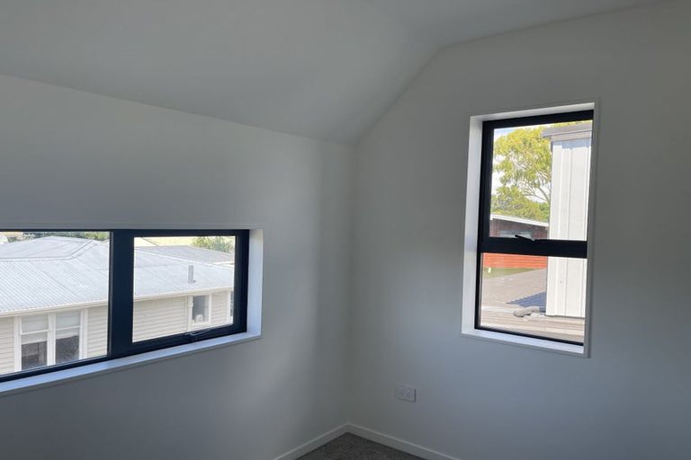 Photo of property in 20b Gilliam Street, New Lynn, Auckland, 0600
