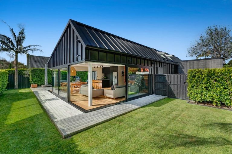 Photo of property in 56 Brixton Road, Manly, Whangaparaoa, 0930