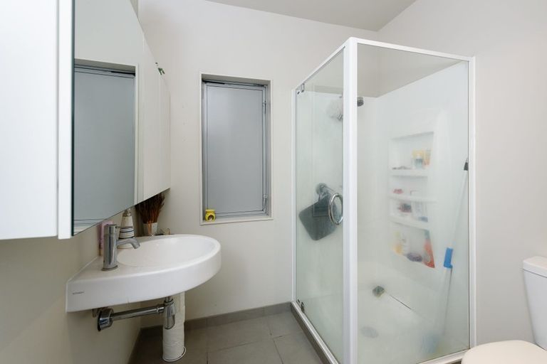 Photo of property in 18/2 Onslow Road, Khandallah, Wellington, 6035