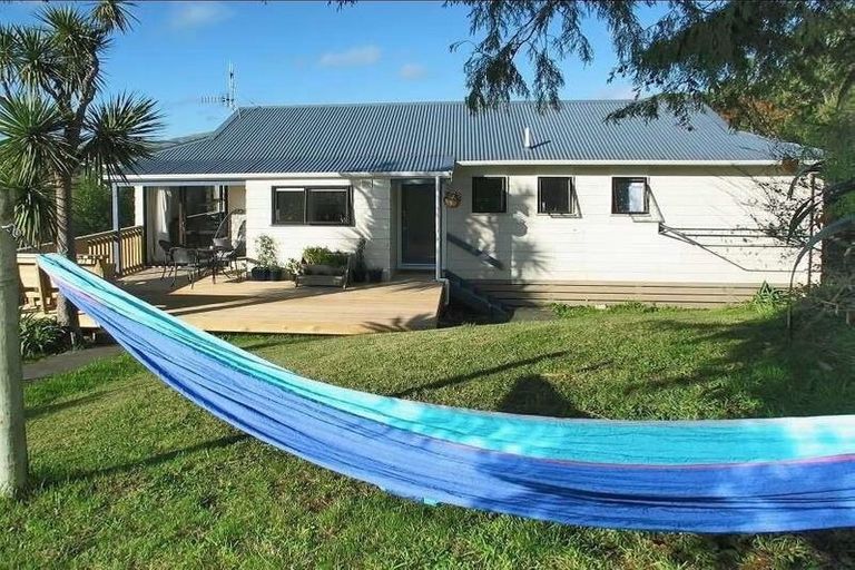 Photo of property in 19 Staithes Drive North, Whitby, Porirua, 5024