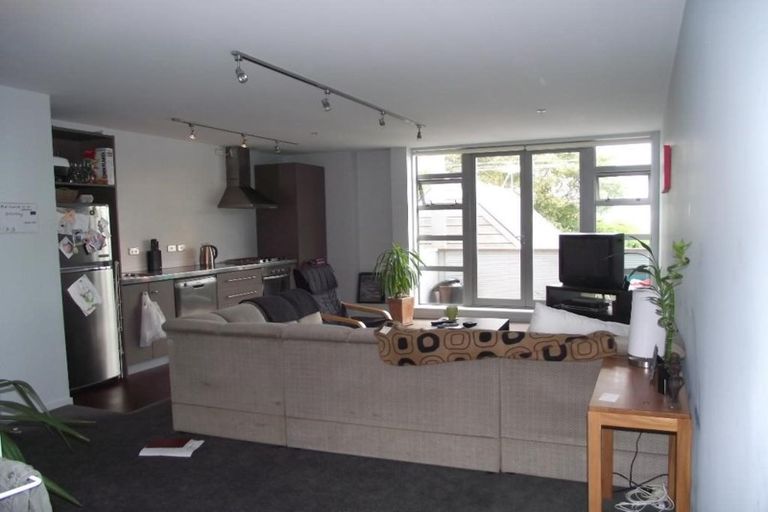 Photo of property in Vespa Apartments, 505/20 Hanson Street, Mount Cook, Wellington, 6021