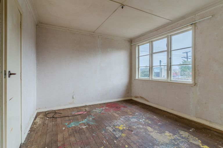 Photo of property in 44 Brighton Road, Green Island, Dunedin, 9018