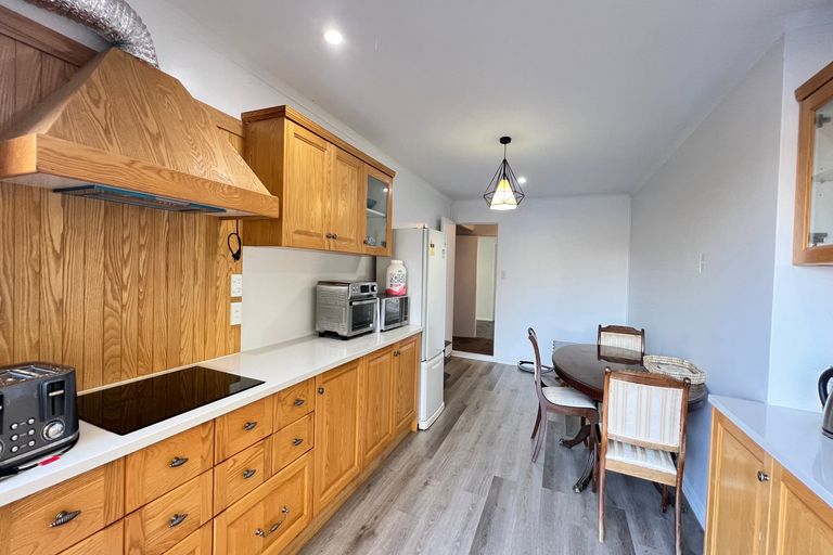 Photo of property in 32 Barberton Terrace, Red Hill, Papakura, 2110