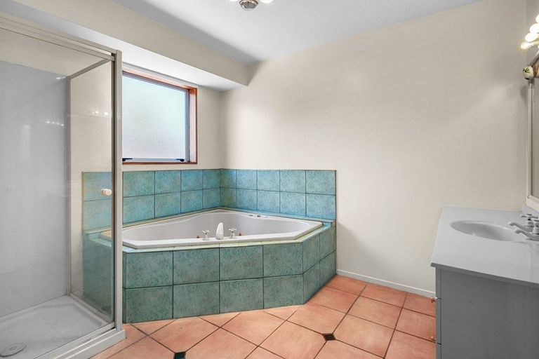 Photo of property in 77 Kotuku Crescent, Woolston, Christchurch, 8023
