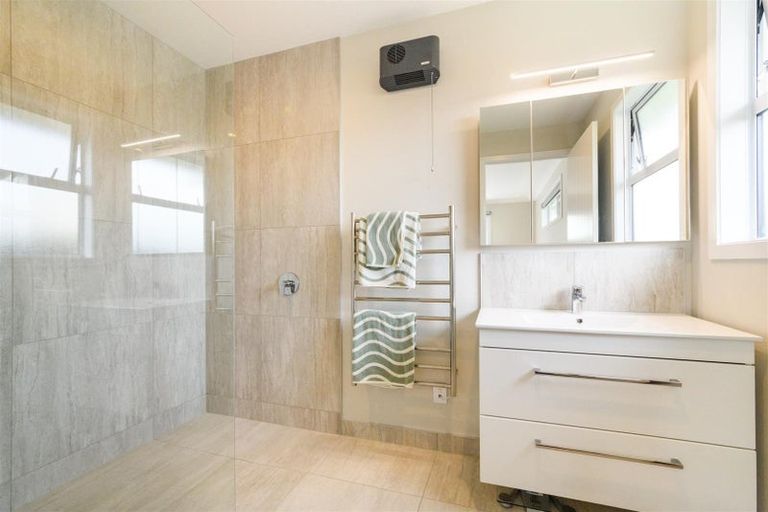 Photo of property in 10 Mcilwaine Place, Marton, 4710