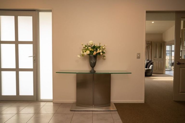 Photo of property in 19 San Priamo Place, Paraparaumu Beach, Paraparaumu, 5032