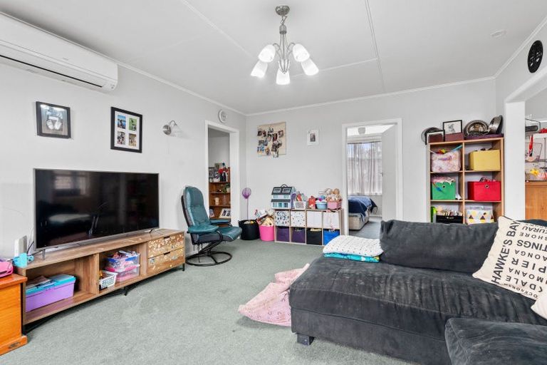 Photo of property in 270 High Street South, Carterton, 5713